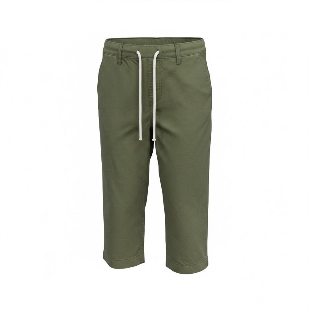 Torrid Women's Khaki Green Capri Pants - Size 3